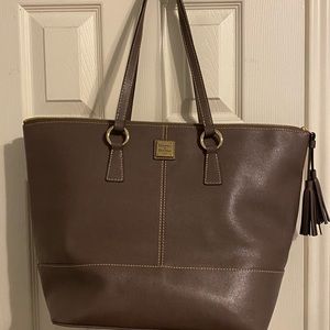 Dooney & Bourke purse